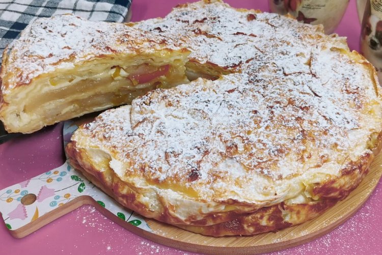 Пирог из лаваша с яблоками