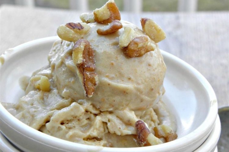 Мороженое с арахисовой пастой