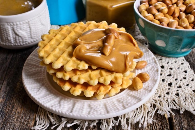 Вафли с арахисовой пастой