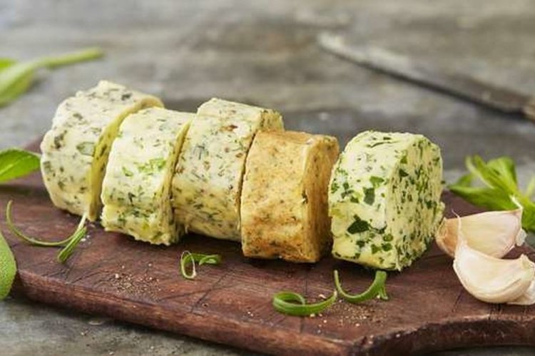 Закуска из фетаксы с орехами