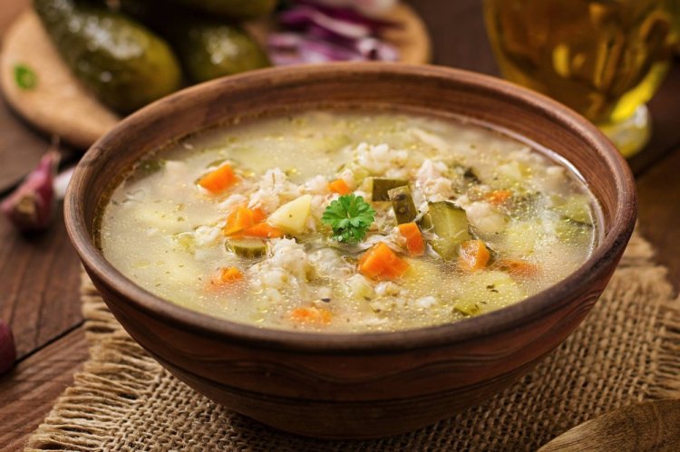 Рассольник с куриными шейками