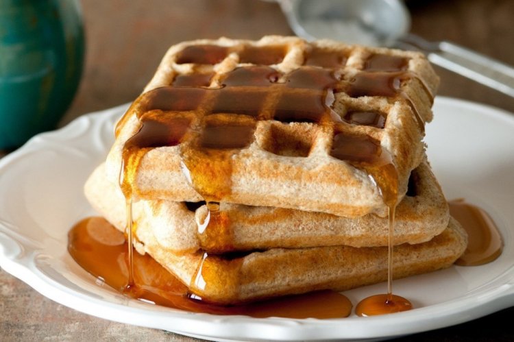 Творожные вафли на миндальной муке в вафельнице