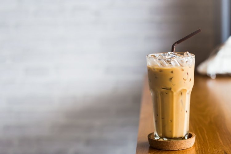 Айс-латте со сливками