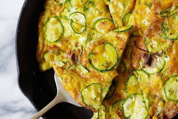 Фриттата с кабачками