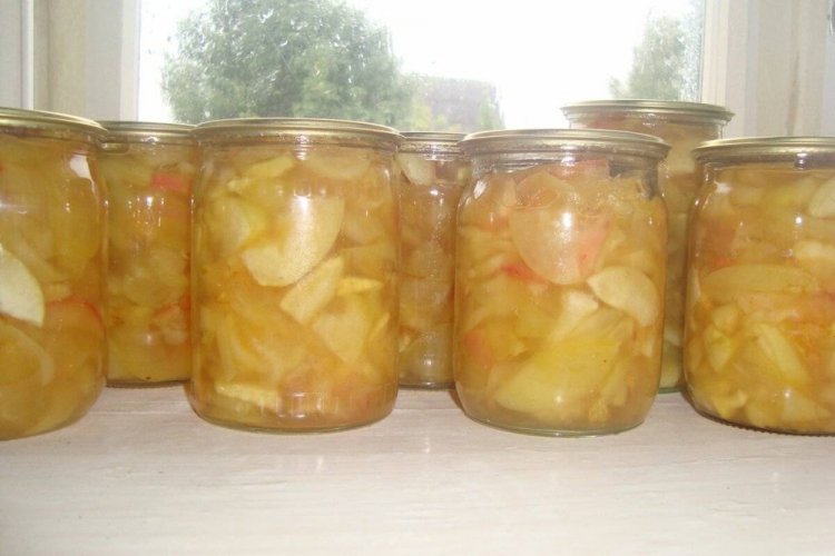 Яблоки в сиропе на зиму