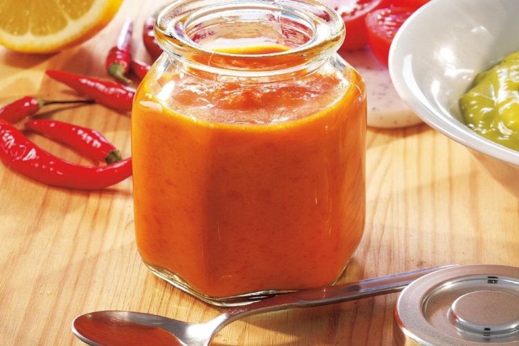 Острый соус с яблоками на зиму