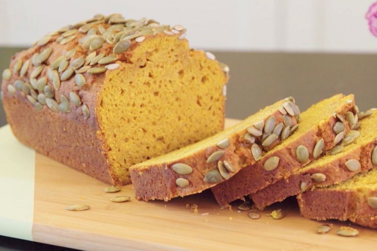 Безглютеновый тыквенный хлеб с кокосовой мукой