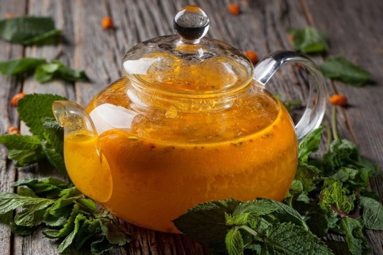 Замороженный облепиховый чай с апельсином