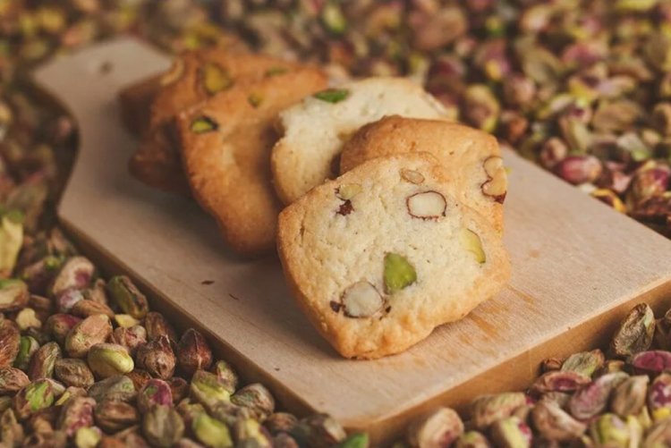 Песочное фисташковое печенье