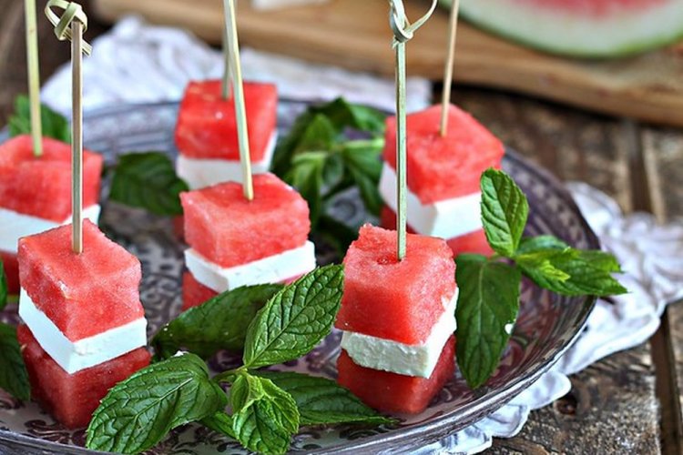 Канапе с арбузом для детей