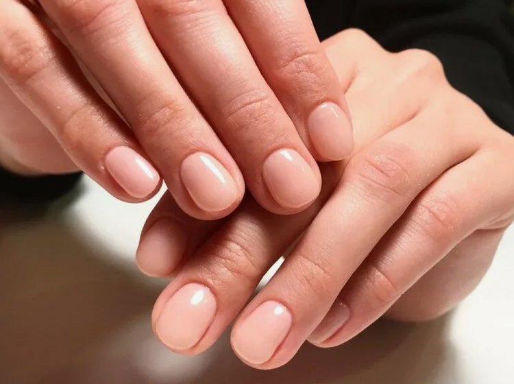 Маникюр без покрытия
