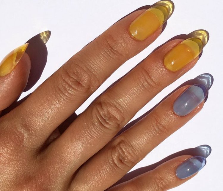 Витражные лаки