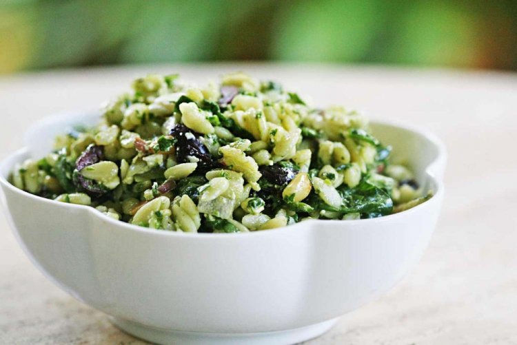 Паста орзо со шпинатом