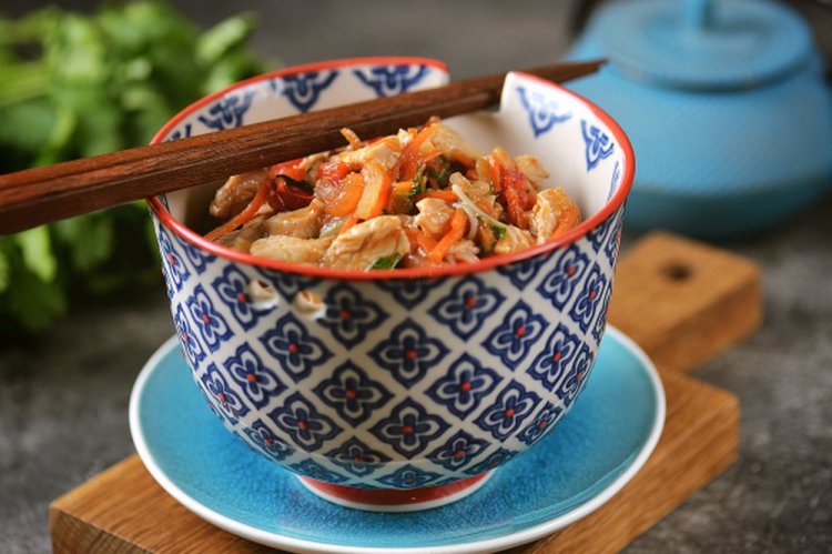 Рисовая лапша с индейкой