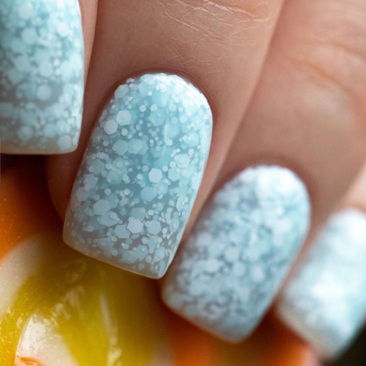 Белые хлопья