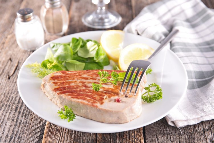 Медальоны из тунца в духовке