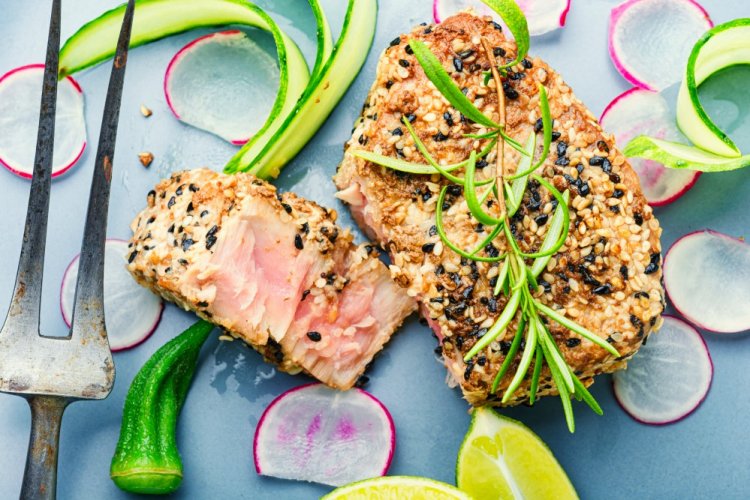 Медальоны из тунца в сметане