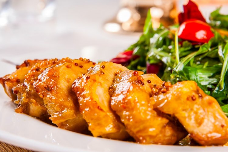 Медальоны из утки в медово-горчичном маринаде