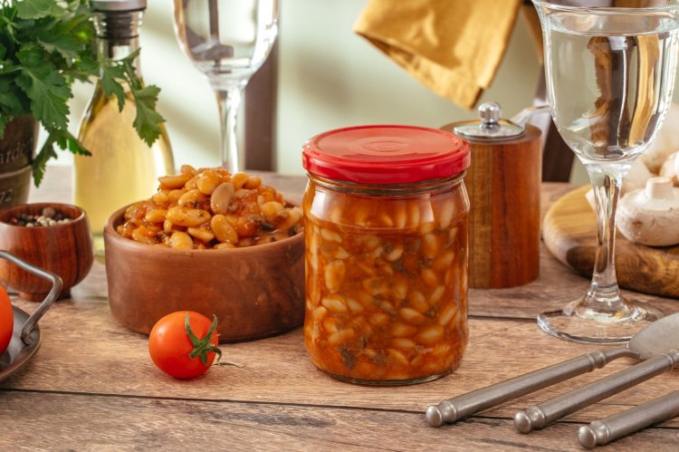 8 замечательных рецептов фасоли в томате на зиму