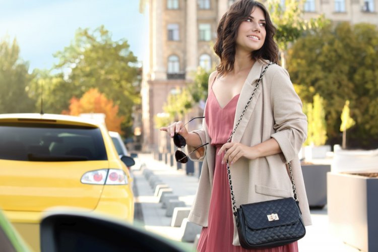 Сумка на цепочке