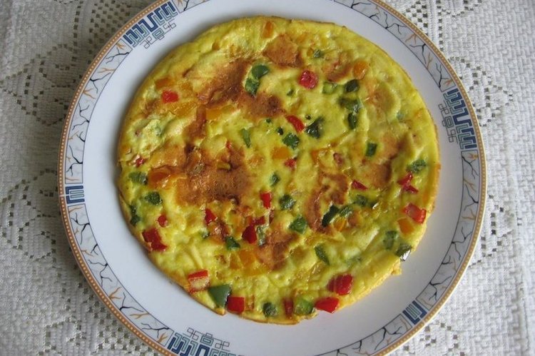 Омлет с рыбными молоками и болгарским перцем