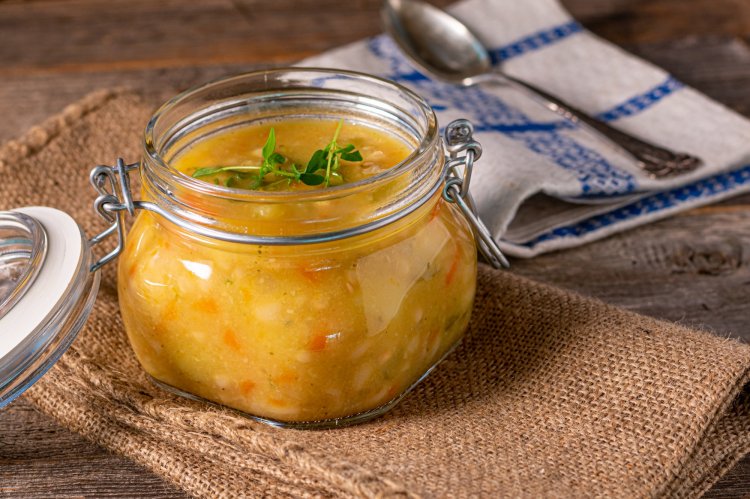 6 рецептов горохового супа на зиму, с которыми справится любая хозяйка