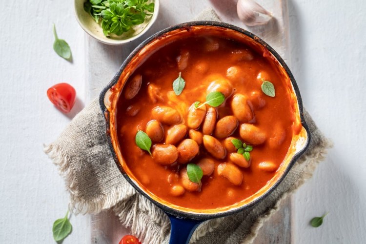 Фасолевый суп с томатным соком на зиму