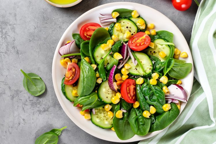 20 салатов на скорую руку, перед которыми просто невозможно устоять
