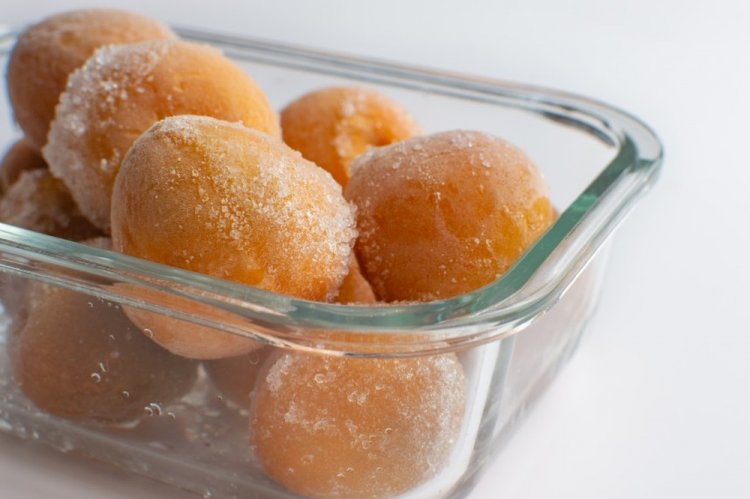 Замороженные абрикосы целиком