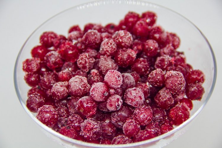 Замороженная толченая смородина