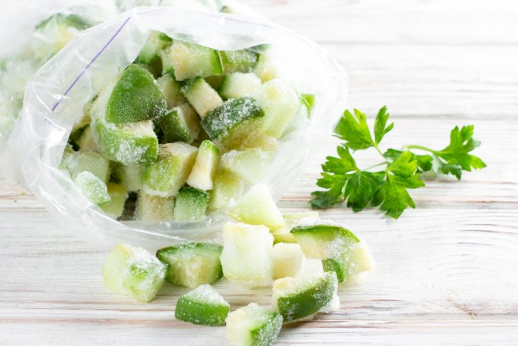 Замороженные бланшированные кабачки
