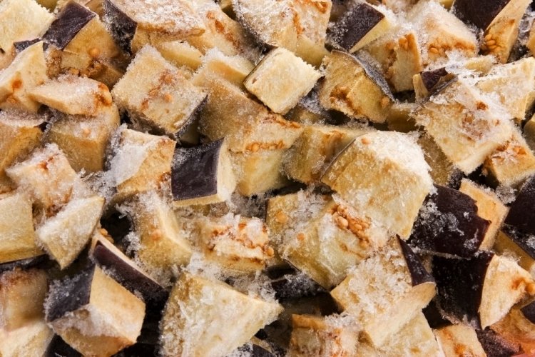 Замороженные бланшированные баклажаны