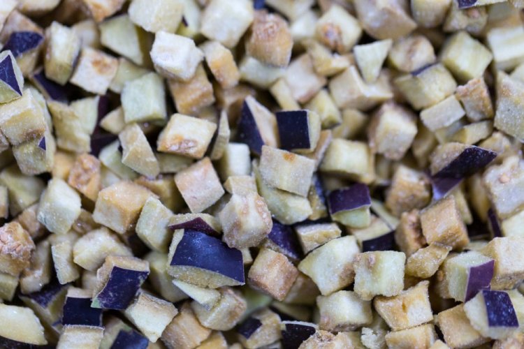 Замороженные баклажаны кубиком