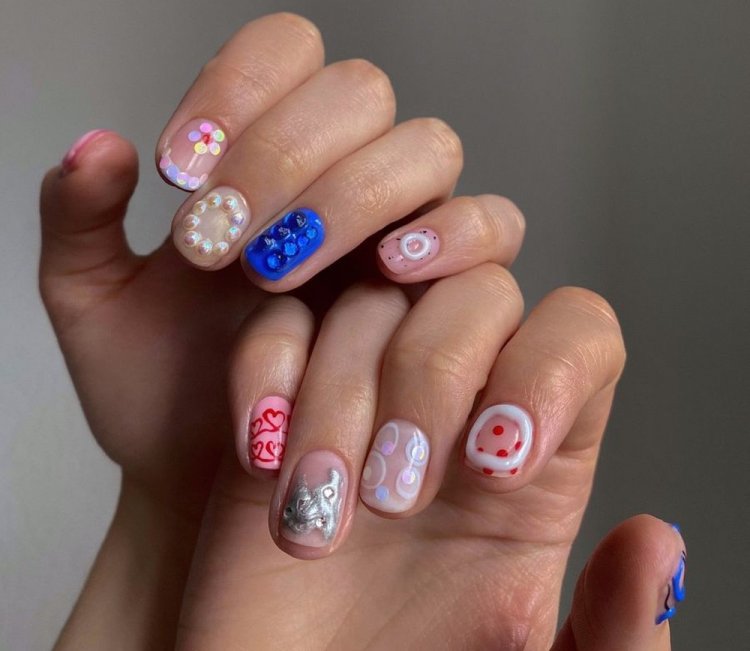 Объемный маникюр