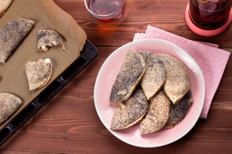 Сочники с творогом и маком