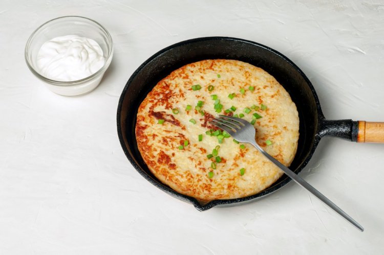 Картофельные лепешки с сыром на сковороде