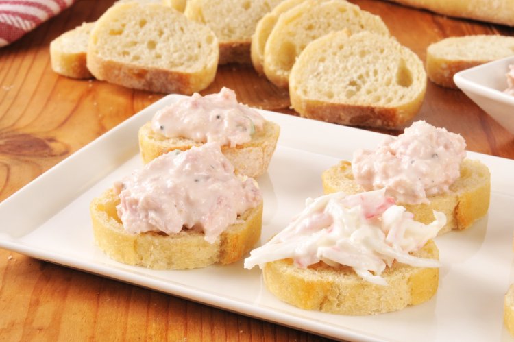 8 быстрых рецептов намазки из крабовых палочек для бутербродов