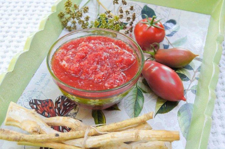 Хреновина с клюквой  - классический рецепт