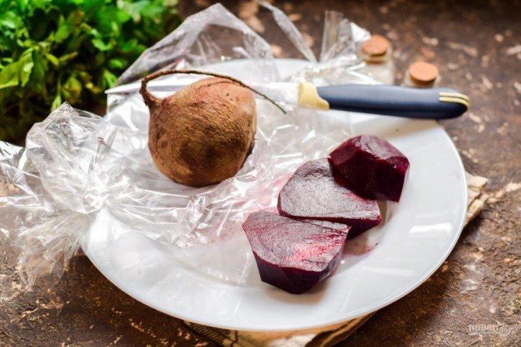 Как и сколько варить свеклу в микроволновке