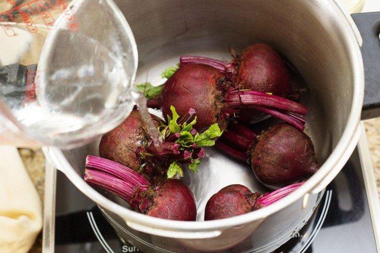 Как и сколько варить свеклу в мультиварке