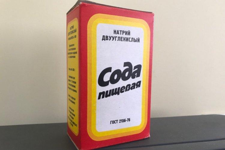 Как очистить чайник от накипи содой