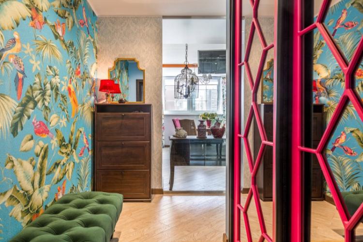 Как подобрать обои к мебели в прихожей