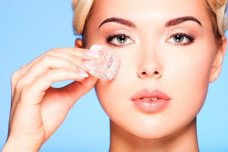 Кубики льда - Как убрать мешки под глазами в домашних условиях