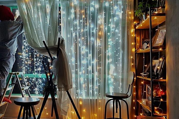 Светящаяся стена - Как украсить комнату на Новый год