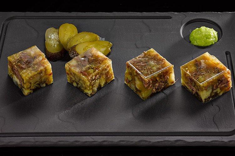 Как варить холодец из бычьего хвоста - рецепты