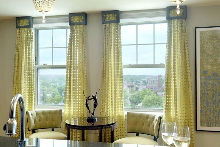 Высокие занавески - Как визуально увеличить комнату