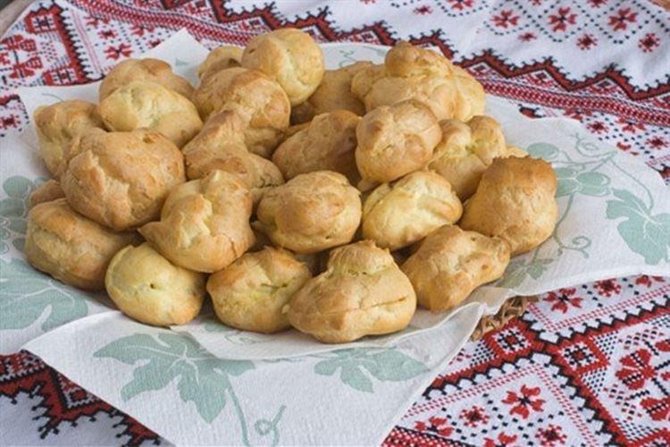 Профитроли с печеночным кремом - Как приготовить куриную печень