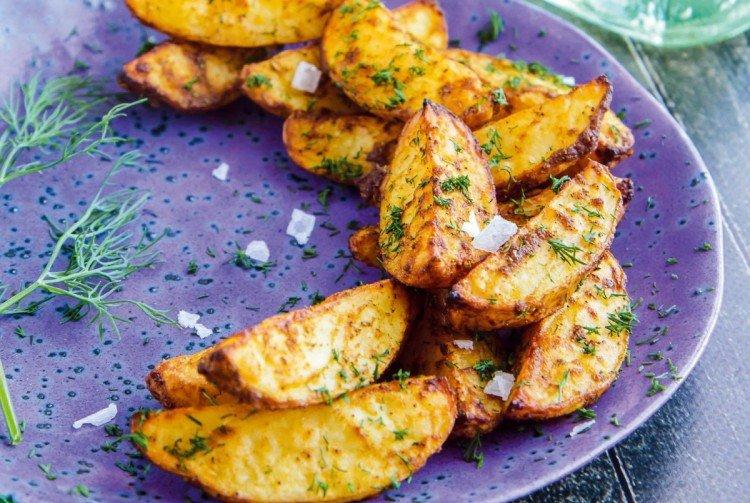 Картофель по-деревенски в мультиварке - рецепты