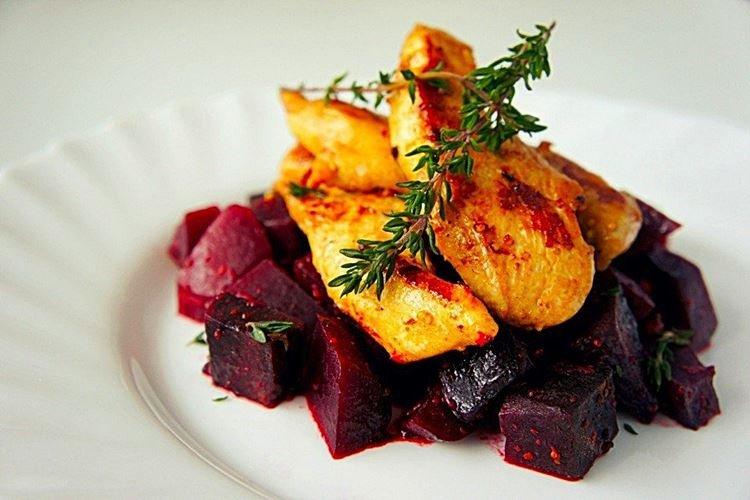 Картошка с грибами и свеклой в духовке - рецепты