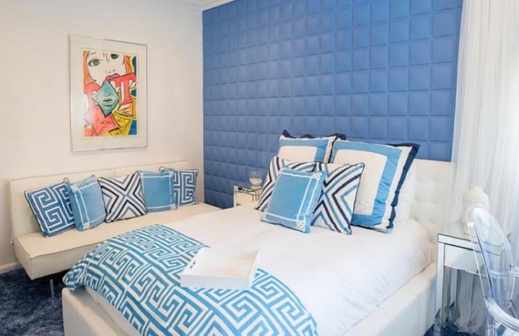 Сочетание фактур - Комбинирование обоев в спальне